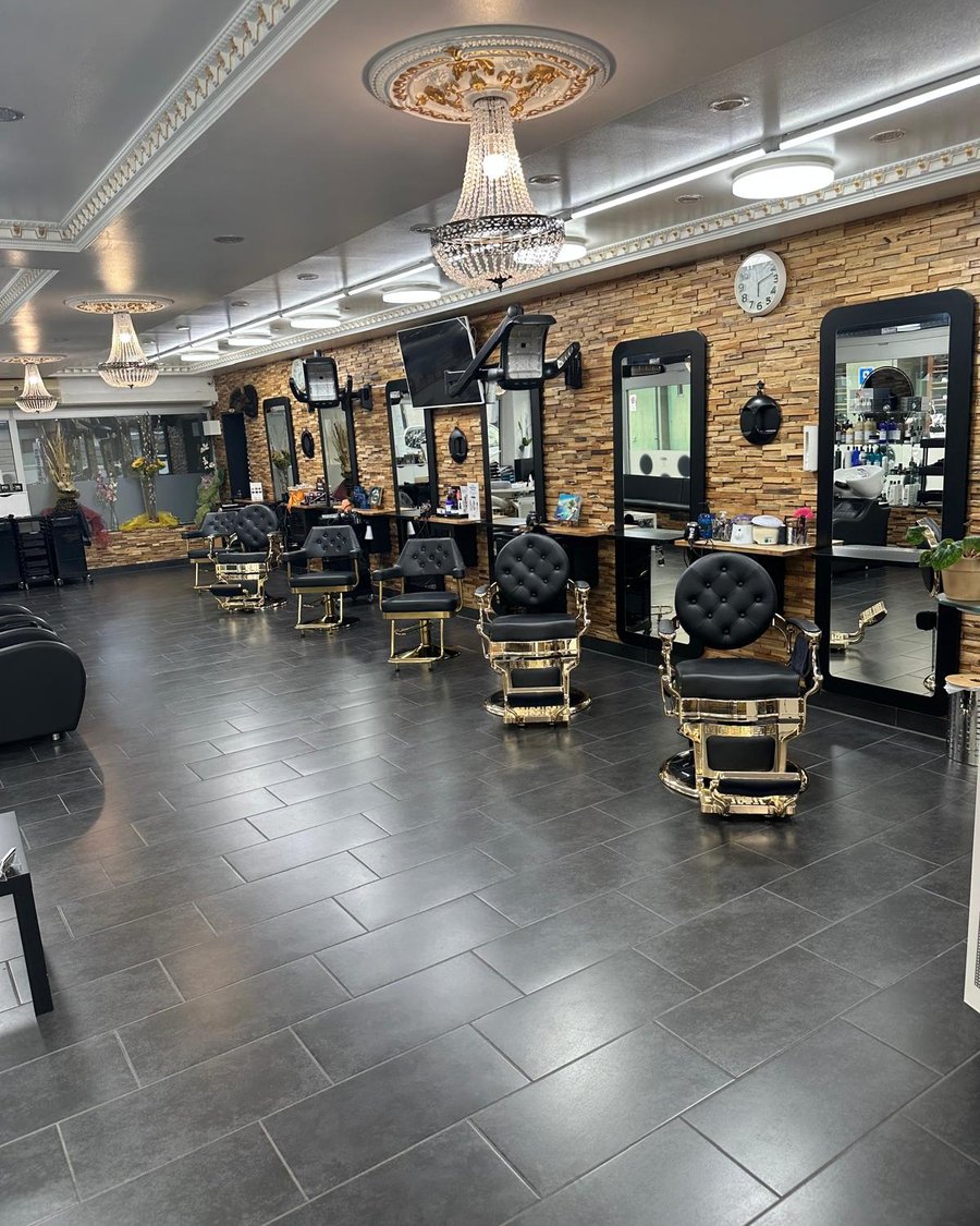 Innenansicht unseres Salons in Luzern